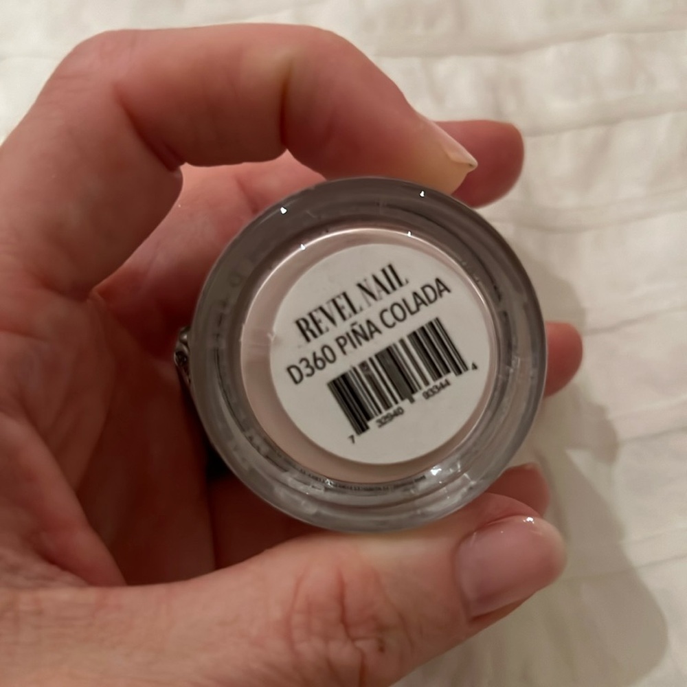 Revel Nail Dip Powder Pina Colada